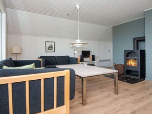 House | Living area | DVD player