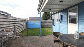 Rumah | Tempat makan outdoor