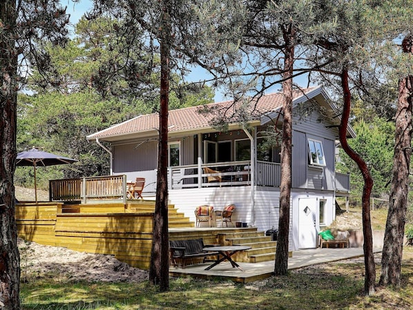 House | Exterior