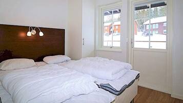 3 bedrooms