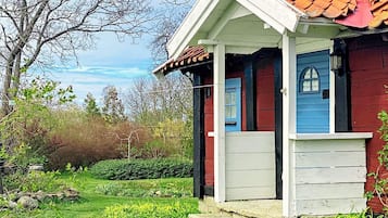 House | Exterior