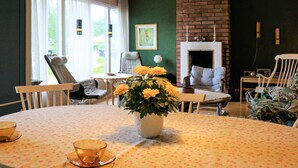 Unclassified image, 5 of 20, button - 6 Person Holiday Home in Mellbystrand (Mellbystrand)