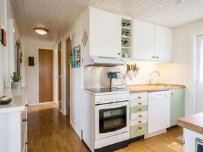 Private kitchen - 6 Person Holiday Home in Hvide Sande (Hvide Sande)