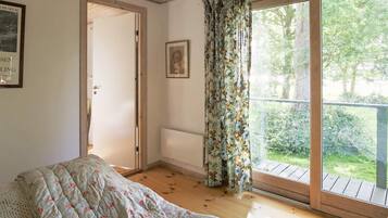 House | 4 bilik tidur