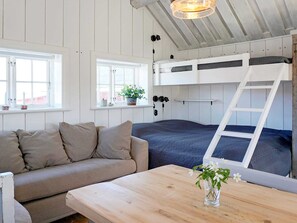 Interior - 5 Person Holiday Home in Mellosa (Flen)