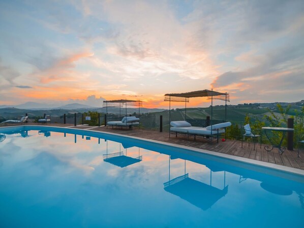 Lägenhet | Pool | Utomhuspool