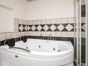 House | Spa treatment