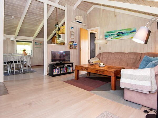 6 Person Holiday Home In Hemmet - Norre Nebel