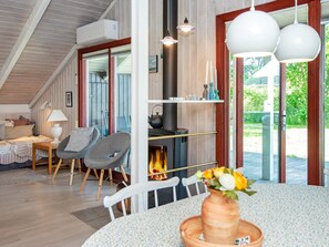 House | Dining