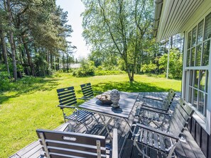 House | Outdoor dining - 4 Person Holiday Home in Blavand (Blavand)