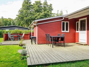 Outdoor dining - 6 Person Holiday Home in Haderslev (Haderslev)