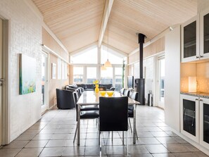 House | Private kitchen | Fridge, microwave, stovetop, dishwasher - 8 Person Holiday Home on a Holiday Park in Hvide Sande (Hvide Sande)