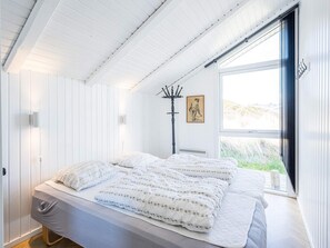 Uklassifisert bilde, 3 av 32, knapp