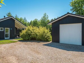Exterior - Holiday Home in Glesborg (Glesborg)
