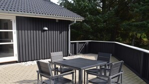 Balcony - 10 Person Holiday Home on a Holiday Park in Blåvand (Blavand)