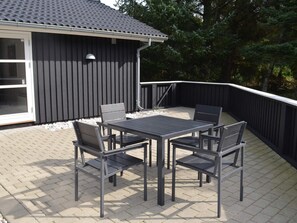Balcony - 10 Person Holiday Home on a Holiday Park in Blåvand (Blavand)