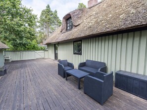 Balcony - 6 Person Holiday Home on a Holiday Park in Nørre Nebel (Norre Nebel)