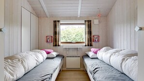 4 bedrooms, individually furnished, bed sheets