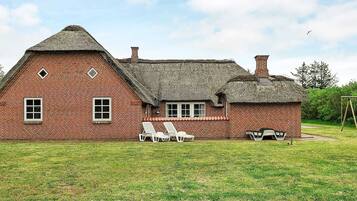 House | Exterior