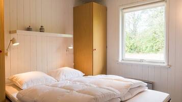 3 bedrooms, individually furnished