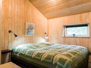 3 bedrooms, individually furnished, bed sheets - 6 Person Holiday Home in Norre Nebel (Norre Nebel)