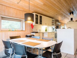 House | Dining - 6 Person Holiday Home in Norre Nebel (Norre Nebel)