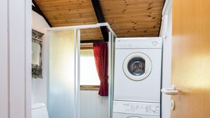 Bathroom - 4 Person Holiday Home in Norre Nebel (Norre Nebel)
