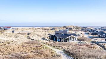 House | Water view