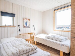 House - 6 Person Holiday Home in Hvide Sande (Hvide Sande)