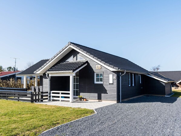 House | Exterior