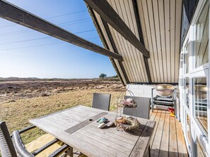 Balcony - 6 Person Holiday Home on a Holiday Park in Ringkøbing (Ringkobing)