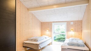 3 habitaciones y muebles diferentes 