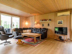 House | Interior - Tranquil Oasis in Rindby (Fano)