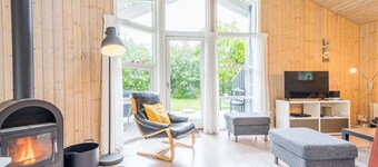 6 Person Holiday Home in Hemmet