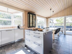 Private kitchen - 8 Person Holiday Home in Henne (Henne)