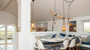 Uklassifisert bilde, 4 av 48, knapp