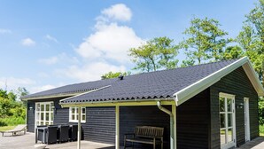 Exterior - 6 Person Holiday Home on a Holiday Park in Oksbøl (Oksbol)