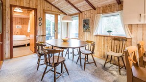House | Dining - 6 Person Holiday Home in Blavand (Blavand)
