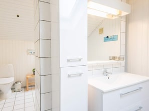 House | Bathroom