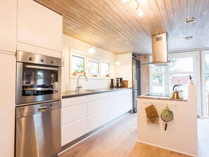 House | Interior - 6 Person Holiday Home in Henne (Henne)