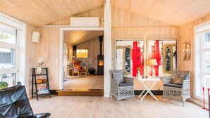 House | Interior - 6 Person Holiday Home in Henne (Henne)