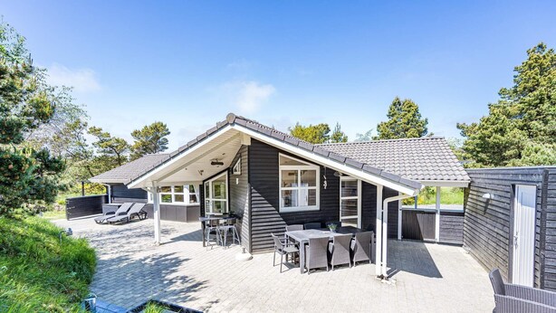Exterior - 8 Person Holiday Home on a Holiday Park in Blåvand (Blavand)