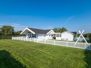 Pool - 6 Person Holiday Home in Hemmet (Hemmet)