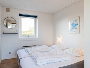 4 chambres, ameublement personnalisé