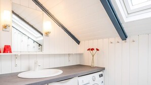 Shower - 8 Person Holiday Home on a Holiday Park in Vejers Strand (Vejers Strand)