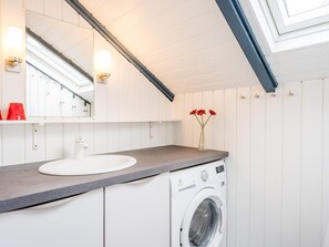Shower - 8 Person Holiday Home on a Holiday Park in Vejers Strand (Vejers Strand)