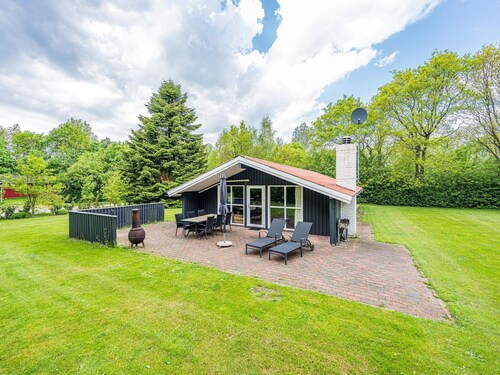 6 Person Holiday Home in Oksbol