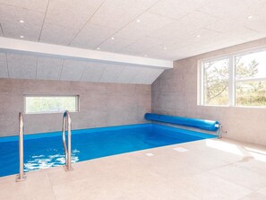 Ferienhaus | Pool | Innenpool, Außenpool