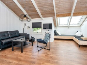 บ้านพัก | บริเวณนั่งเล่น