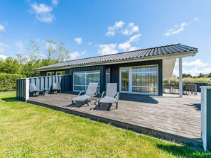 Exterior - 5 Star Holiday Home in Tarm (Tarm)